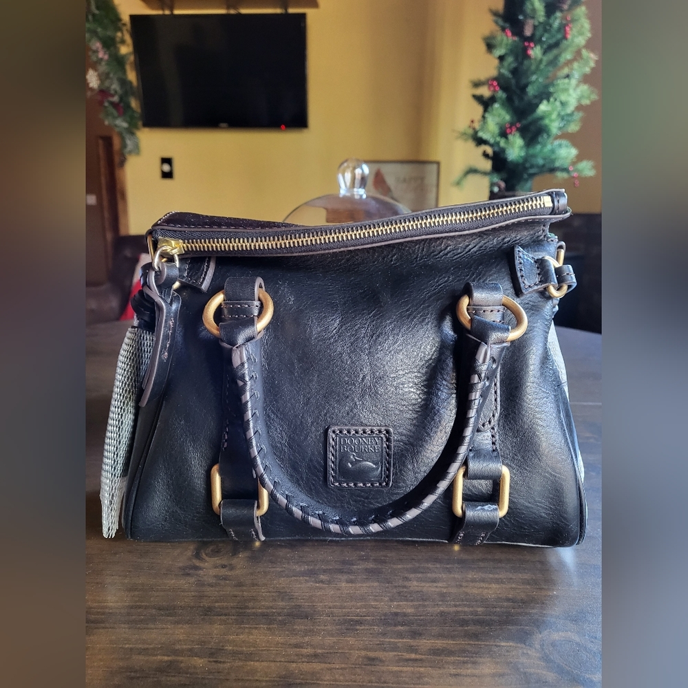 LIKE NEW! Dooney & Bourke Black Micro Florentine Satchel